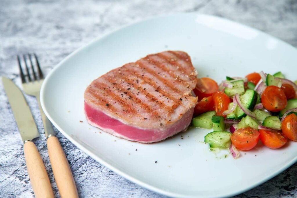 How to Cook Tuna Steak in a Pan Step-by-Step Instructions