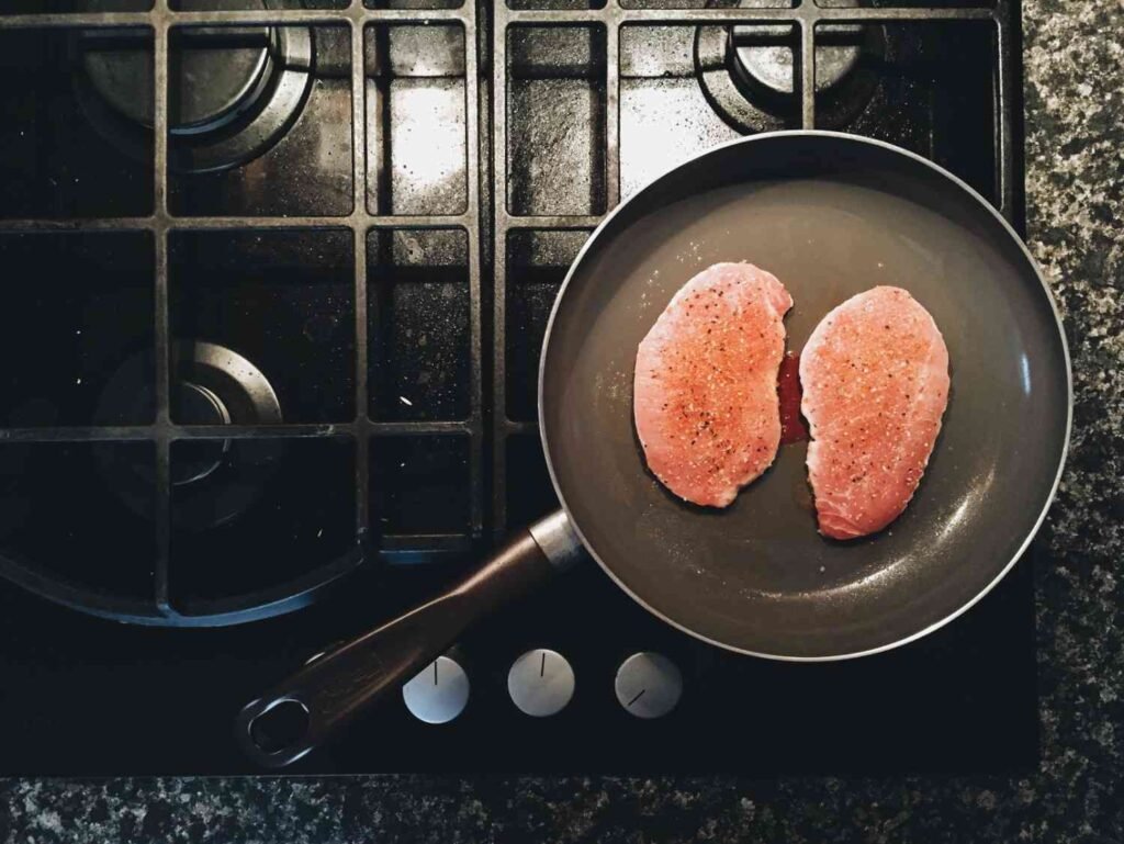 Why Pan-Searing Is the Best Method for Tuna Steak